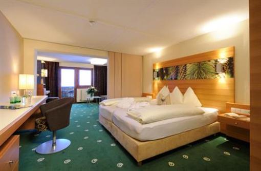 фото отеля Hotel Sonnblick Sankt Leonhard im Pitztal