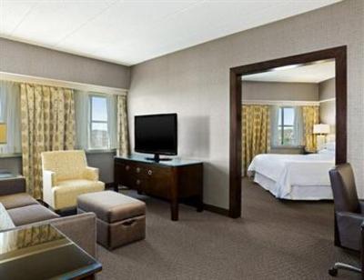 фото отеля Sheraton Needham Hotel