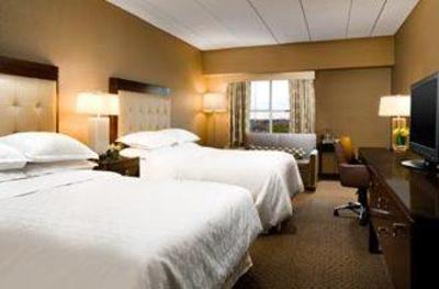 фото отеля Sheraton Needham Hotel