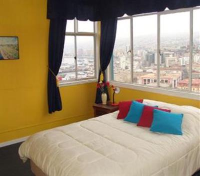 фото отеля The Yellow House Valparaiso
