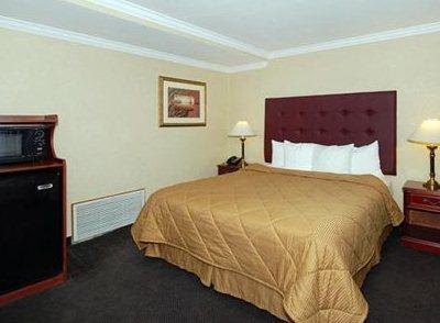 фото отеля Quality Inn Monrovia