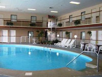 фото отеля Knights Inn Emporia (Kansas)