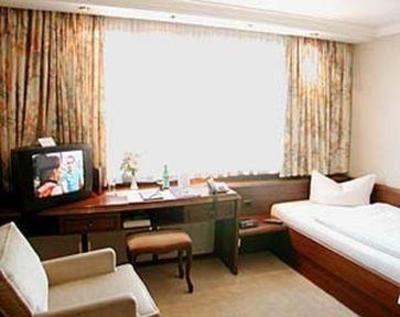 фото отеля Hotel Kraft Munich