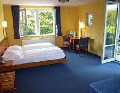 фото отеля Hotel Rosenthaler Hof Kerzenheim