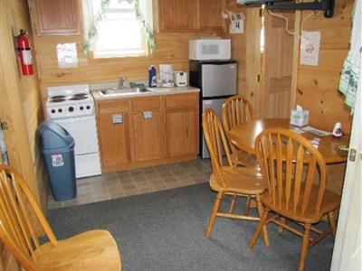 фото отеля Weirs Beach Motel and Cottages