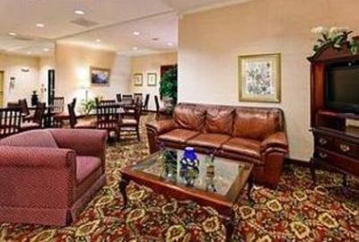 фото отеля Holiday Inn Express Metropolis