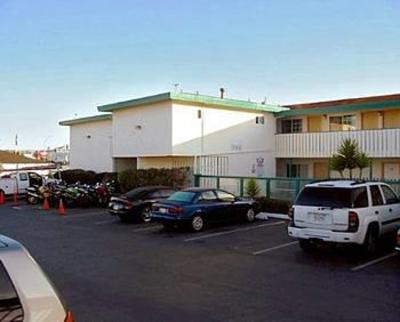 фото отеля Gateway Thunderbird Motel