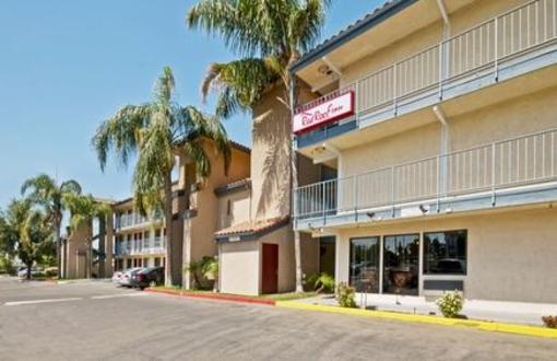 фото отеля Red Roof Inn Tulare