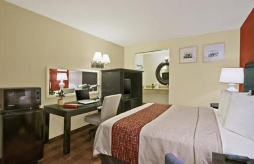 фото отеля Red Roof Inn Tulare