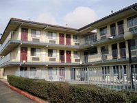 Red Roof Inn Tulare