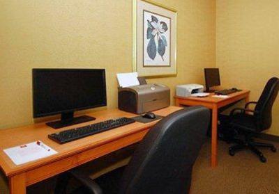 фото отеля Clarion Hotel National Harbor
