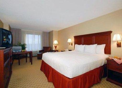 фото отеля Clarion Hotel National Harbor