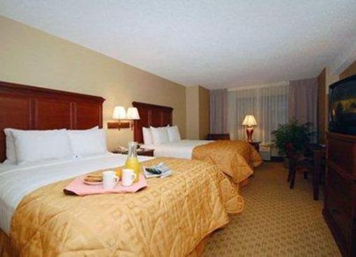 фото отеля Clarion Hotel National Harbor