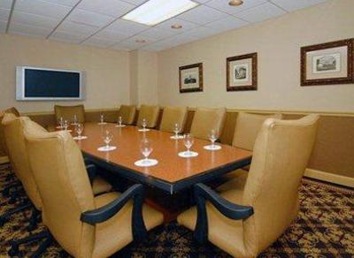 фото отеля Clarion Hotel National Harbor