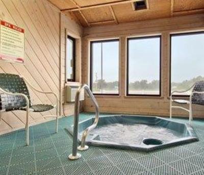 фото отеля Super 8 Motel Lexington (Nebraska)
