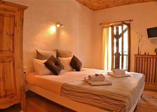 фото отеля Auberge Le Mont Prorel Briancon