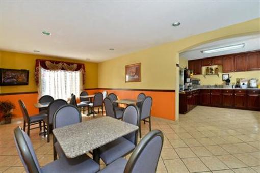 фото отеля BEST WESTERN Canton Inn