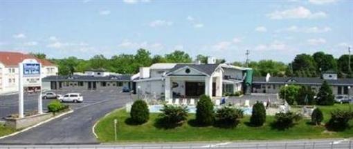фото отеля Travelodge Inn & Suites Latham Circle