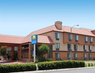 фото отеля Comfort Inn & Suites Bell Gardens