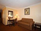 фото отеля Comfort Inn & Suites Bell Gardens