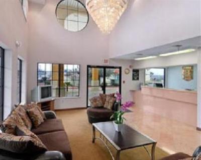 фото отеля Super 8 Motel Grand Prairie