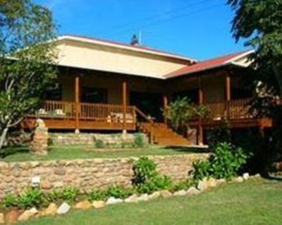 фото отеля Dempsey's Guest House