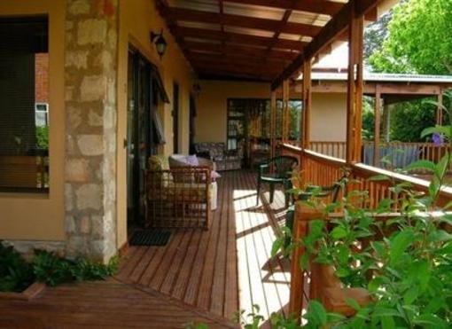 фото отеля Dempsey's Guest House