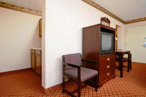 фото отеля Americas Best Value Inn Northwood