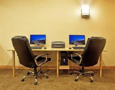 фото отеля Holiday Inn Express Hotel & Suites Chesterfield