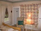 фото отеля Red Rocker Inn