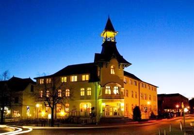 фото отеля Hotel Dünenschloss Zinnowitz