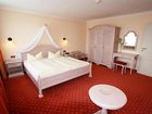 фото отеля Hotel Dünenschloss Zinnowitz