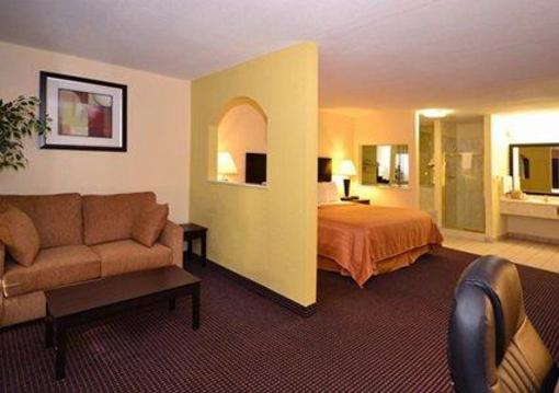 фото отеля Quality Inn & Suites West - Energy Corridor