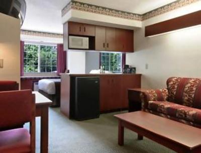 фото отеля Econo Lodge Savannah South