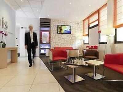 фото отеля Ibis Paris Rueil Malmaison