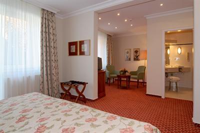 фото отеля Parkhotel Am Glienberg Zinnowitz