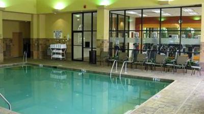 фото отеля Embassy Suites Hotel Greenville Golf Resort & Conference Ctr