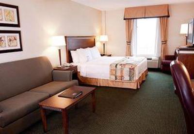 фото отеля Fairfield Inn & Suites Toronto Airport
