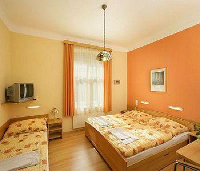 фото отеля Hotel Golden City - Garni