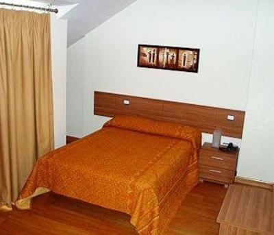 фото отеля Hostal La Morada La Cisterniga