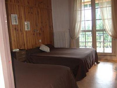 фото отеля Auberge De L'Orisse Hotel Varennes-sur-Allier