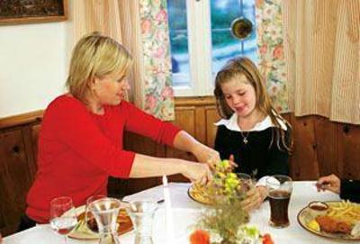 фото отеля Familien-Landhotel Stern