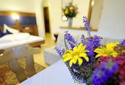 фото отеля Familien-Landhotel Stern