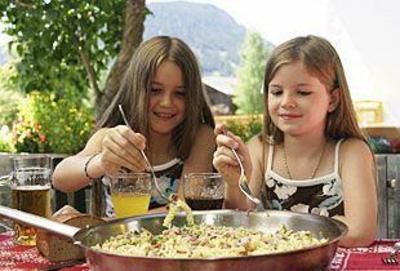 фото отеля Familien-Landhotel Stern