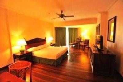 фото отеля One Hotel Santubong