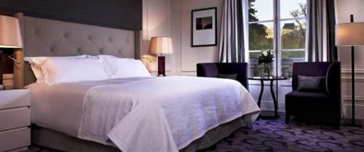 фото отеля Trianon Palace Versailles A Waldorf Astoria Hotel