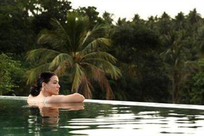 фото отеля Absolute Twin Sands Resort Spa