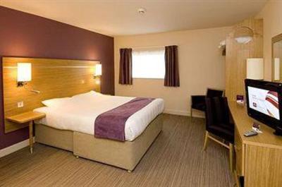 фото отеля Premier Inn Manchester Airport