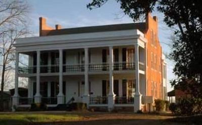 фото отеля Loyd Hall Plantation