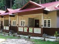 Nusa Holiday Villa